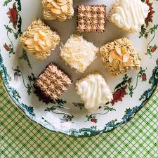 Gateau Moka En Trois Saveurs Ricardo Recipe Desserts Ricardo Recipe Flavors
