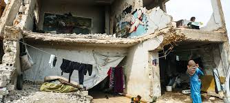 بعد الحرب العالمية الثانية عاش روبرت كابا في الولايات المتحدة وأسس وكالة ماغنوم للتصوير، التي ما تزال مشهورة حتى اليوم. Ø¨Ø¹Ø¯ 10Ø³Ù†ÙˆØ§Øª Ø¹Ù„Ù‰ Ø§Ù„Ø­Ø±Ø¨ ÙÙŠ Ø³ÙˆØ±ÙŠØ§ Ø£ÙƒØ«Ø± Ù…Ù† Ù†ØµÙ Ø³ÙƒØ§Ù† Ù…Ø§ Ù‚Ø¨Ù„ Ø§Ù„ØµØ±Ø§Ø¹ Ù‡ Ø¬ Ø±ÙˆØ§ Ø¯Ø§Ø®Ù„ÙŠØ§ Ø£Ùˆ Ø®Ø§Ø±Ø¬ÙŠØ§ Ø£Ø®Ø¨Ø§Ø± Ø§Ù„Ø£Ù…Ù… Ø§Ù„Ù…ØªØ­Ø¯Ø©