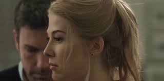 Credere in una verità (costruita, organizzata, pensata a tavolino) e lasciare andare invece l'evidenza dei fatti. Gone Girl L Amore Bugiardo 2014 Di D Fincher Recensione Quinlan It