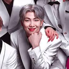 Papa namjoon ayah jin yoongi appa daddy hoseok baba jungkook daddy jimin papa taehyung season 2 bts x wanna one x straykids x nct dream on . Bts Kim Namjoon I Love This Guy With The Best Smile In Facebook