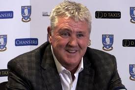 Huddersfield town manager steve bruce during the nationwide league division one match against crystal palace at selhurst park in london. Former Huddersfield Town Boss Steve Bruce To Be Appointed Newcastle United Manager Yorkshirelive