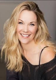 Carrie Briggs's Instagram, Twitter & Facebook