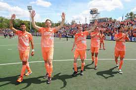 Compre sua viagem com descontos e voe mais! Hockey Players With A Goal In The Final Second And Shoot Outs For The Sixth Time European Champion Ruetir