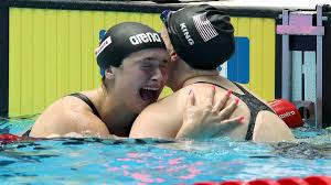 L'atleta azzurra vince la medaglia d'argento a 14 anni dietro la campionessa statunitense di specialità. Nonna Rosa La Scuola E La Passione Per Jovanotti E Cr7 Benedetta Pilato Campionessa Di Semplicita Eurosport