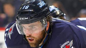 Durch den verkauf des franchises zog er mit dem team nach kanada um und behielt das amt inne. Andrew Ladd Jets Captain Slammed For Being With Newborn Daughter Tweets Huffpost Canada News