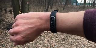 Then it tracks and displays with a vívosmart 4 tracker on your wrist, you don't have to choose between staying connected and. Garmin Vivosmart 4 Review Great For Sleep And Casual Fitness Tracking