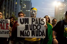 Resultado de imagem para imagens passeatas 2013