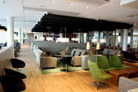 1 complimentary railway lounge visits per quarter. Is Food Free In Airport Lounges 7 Airport Lounge Benefits