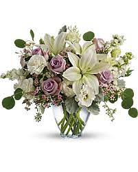 Springfield, missouri is known as the pulse of the ozarks and it is a city that mixes small town hospitality with big city amenities. Lovely Luxe Bouquet In Springfield Mo The Flower Merchant