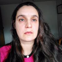 Sara Mader's Instagram, Twitter & Facebook