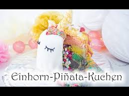 Beim schneiden fallen viele farbige schokoladenbohnen heraus. Einhorn Regenbogen Pinata Kuchen Selber Machen Youtube
