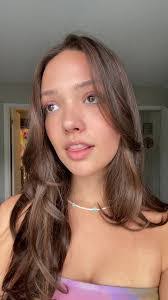 Caitlin Storey's Instagram, Twitter & Facebook