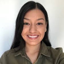 Wendy Deras's Instagram, Twitter & Facebook