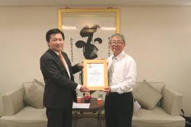 永豐金融控股 (股) 公司董事長 中華經濟研究院院長 國立台灣大學國際企業學系教授 星展(台灣)商業銀行獨立董事 兆豐金控董事 兆豐銀行監察人 美國耶魯大學經濟學博士: å…ƒå¤§é‡'6å®¶å­å…¬å¸é«˜å±¤æ–°å¸ƒå±€é™³ä¿®å‰å‡ºä»»å…ƒå¤§è­‰åˆ¸è'£äº‹é•· ä»Šå'¨åˆŠ
