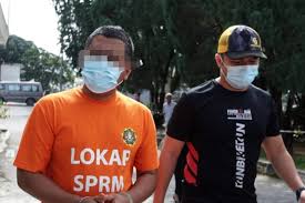 Lawatan kerja yb setiausaha kerajaan negeri ke daerah perak tengah. Ceo Anak Syarikat Kerajaan Negeri Perak Direman Dua Hari Kosmo Digital