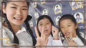 我的女孩👧 , 就这么悄悄长大 校园的日子里尽情享受校园时光, 希望你以后的日子里 心中有爱 眼里有光 不攀比 不炫耀 活成自己想要的样子  像星星一样 有棱角 闪闪发光发亮💖 , #毕业典礼🎓