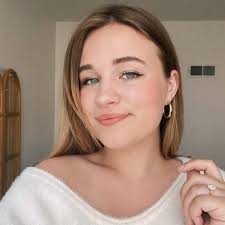 Danielle Spillman (@mygr8familia)