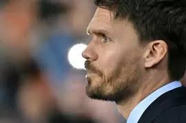 Huddersfield complete signing of Falkirk midfielder Scott Arfield