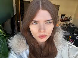 My green eyes not sure what type of green tho, last pic was after cutting  onions they always seem to be more green when I cry or in the sun🤷🏻‍♀️