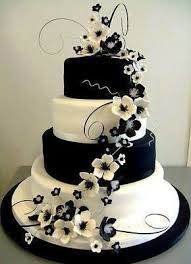 Love This Idea Except Instead Of The Black And White Tiers I Want Brown And White With Pink Lilies Going U Torte Hochzeit Moderne Hochzeitstorte Hochzeitstorte