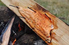 Grill the cedar plank salmon · place the plank on the grill rack and allow it to preheat about 5 minutes or until it begins to crackle . Cedar Plank Salmon Cooking Blog Find The Best Recipes Cooking And Food Tips At Our Kitchen