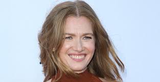 Playing marissa on the tv adaptation of hanna coming soon to amazon. Mireille Enos Biography Facts Childhood Family Life Achievements