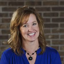 Find Realtors & Real Estate Agents in 85042