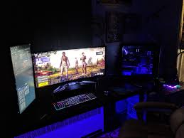 Woman, pay for your sins! Dream Pc Gaming Setup Drawing Blanco Wallpaper