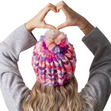 Kisa Renkli Bereler Ile Hazirlanin Kartopu Wool Decor Iplerini Ister Ev Dekorasyonunda Ister Giyim Alaninda Tercih Edebilirsiniz Ip Orgu Sapka Lolipop