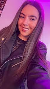 Ashley Elster's Instagram, Twitter & Facebook