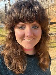 Hey everyone! My name is Stephanie and I'm a hammock weaver! This is my  first time vending at Kerrville with my business Habitat Hammocks. My  mother taught me how to weave when