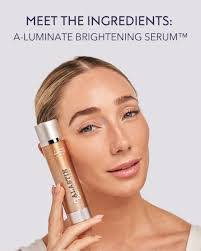 Shauna Wilcox's Instagram, Twitter & Facebook