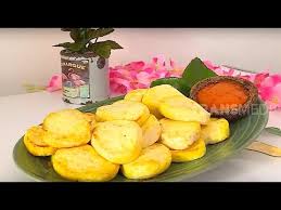 Mulai dari tahu china atau tahu air yang lembut, tahu kuning, tahu pong, egg tofu alias tahu telur, tahu susu, hingga kembang tahu atau tahwa yang biasa disantap bersama kuah jahe hangat. Cara Membuat Tahu Susu Khas Boyolali Ragam Indonesia 09 12 19 Youtube
