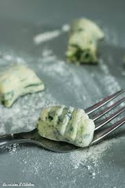 Gnocchis Aux Epinards Recette En 2020 Gnocchis Recette Et Cuisine Et Boissons
