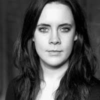 Help Isla get to Drama School