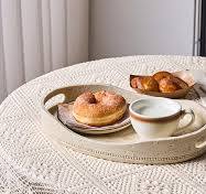 Amazon.com: Bandeja para servir con textura de travertino natural con asas,  14 x 10 pulgadas, bandeja decorativa ovalada con cuentas, bandeja otomana  ...