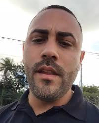 Llama ahora mismo y sal montado con...