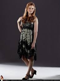 Pin Von Elisabeth Auf Harry Potter Mit Bildern Harry Potter Kostum Bonnie Wright Ginny Weasley