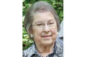 Barbara Lesage's Instagram, Twitter & Facebook