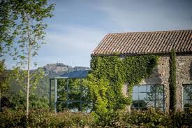 Casas y pisos en el barco de ávila: Reabre El Campillo Y Dos Noticias Mas Que Te Interesan Si Te Casas En Madrid Casilda Se Casa