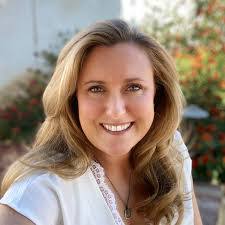 Monica Escatel's Instagram, Twitter & Facebook