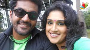 Besides an actress, vanitha vijayakumar is a producer and produced a movie mgr shivaji rajani kamal in 2015. Vanitha Vijayakumar In Commisisoner Office Speaks To Media About Her Third Marriage Problem Youtube