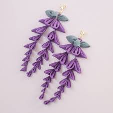 たわわに揺れる 藤の花 ピアス 受注製作 つまみ細工 和 着物 春 紫 iichi ハンドメイド クラフト作品 手仕事品の通販 クラフト ハンドメイド つまみ細工