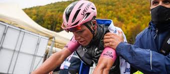 Он играет на позиции опорный. Almeida Loses Time At The Giro And Other Important News From The World Of Cycling We Love Cycling Magazine