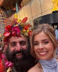 Mara Chase's Instagram, Twitter & Facebook