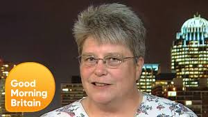 Missy Elliot's Funky White Sister, Mary Halsey, Performs Live