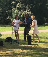 Von 2001 bis 2007 moderierte sie die nachrichtensendung tagesthemen im ersten. Tv Star Anne Will Bild Zeigt Die Fotos Ihrer Heimlichen Hochzeit Leute Bild De