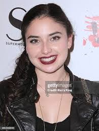 Sarah Vandervort's Instagram, Twitter & Facebook