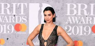 During a spectacular evening taylor swift won global icon and. Dua Lipa Does Not Stop The Next Record On The Platform Spotify Star People