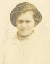 Sylvia Polk's Instagram, Twitter & Facebook